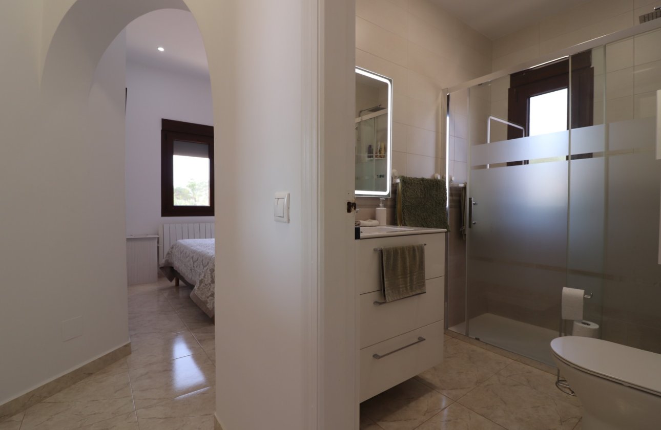 Resale - Villa - Daya Vieja - Daya Vieja - Country