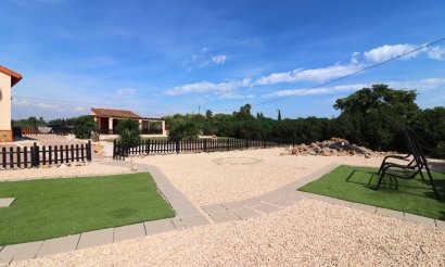 Resale - Villa - Daya Vieja - Daya Vieja - Country