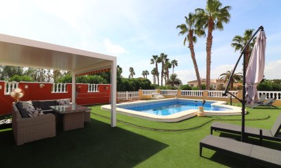 Resale - Villa - Daya Vieja - Daya Vieja - Country