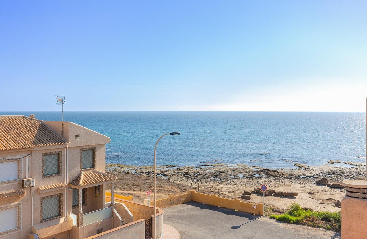 Resale - Townhouse - Torrevieja - Cala de cabo cervera
