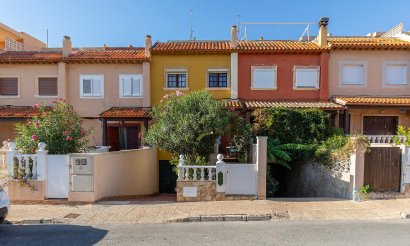 Resale - Townhouse - Torrevieja - Cala de cabo cervera