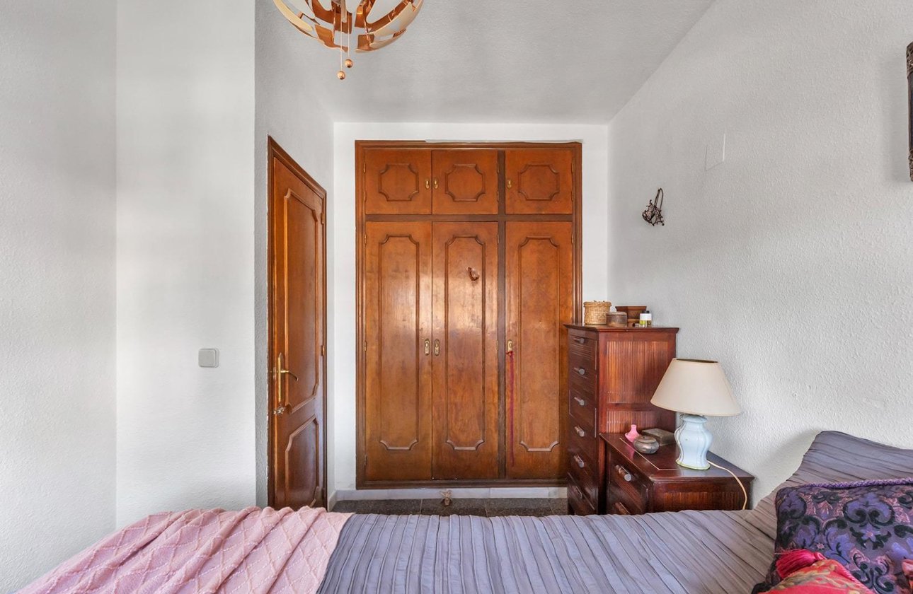 Resale - Townhouse - Torrevieja - Cala de cabo cervera