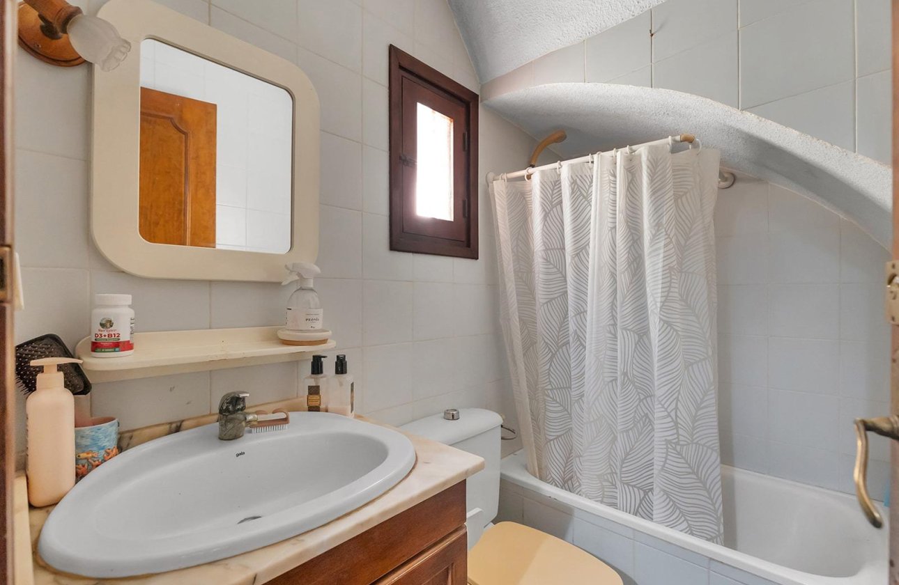Resale - Townhouse - Torrevieja - Cala de cabo cervera