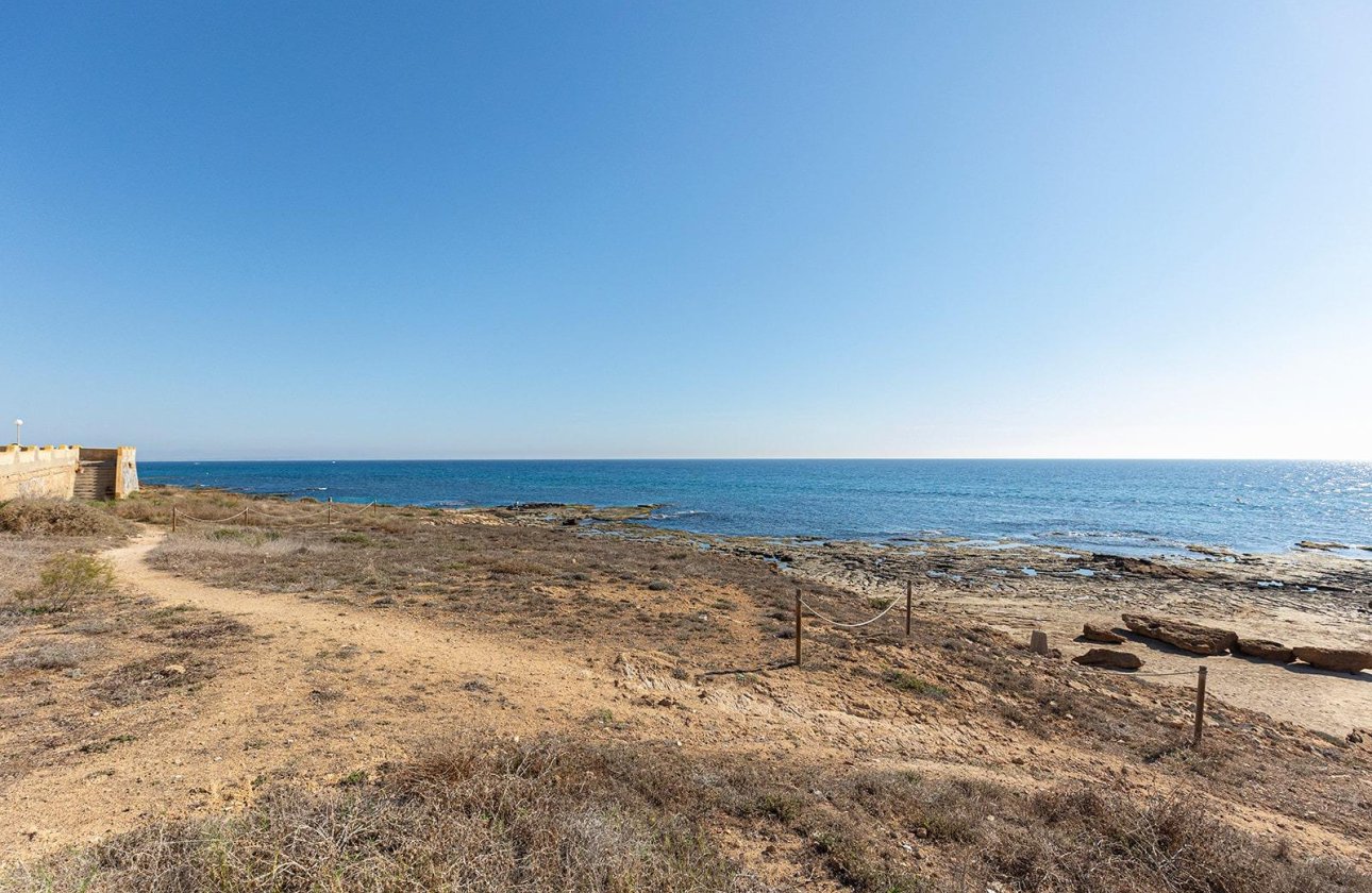 Resale - Townhouse - Torrevieja - Cala de cabo cervera