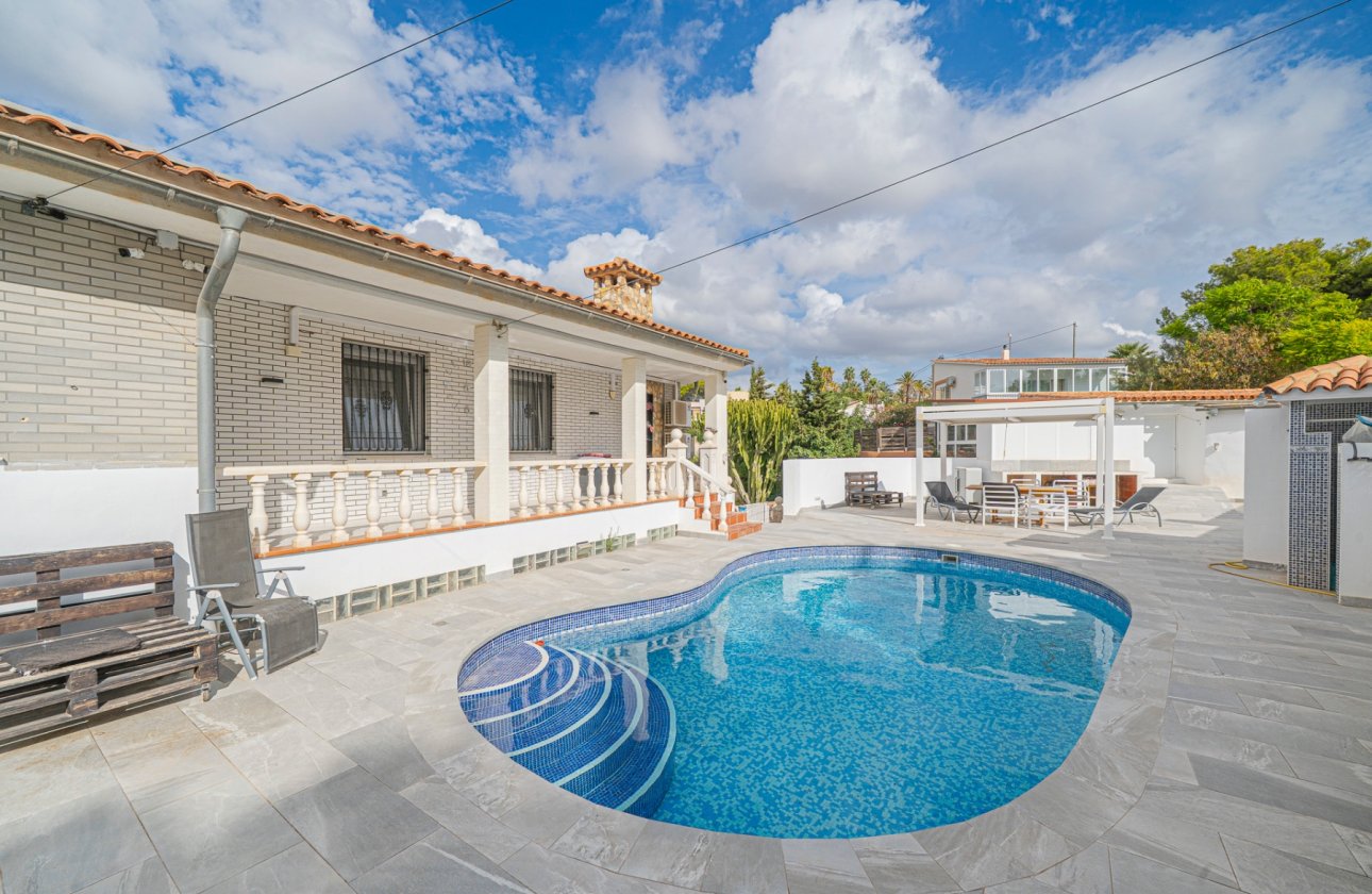 Resale - Villa - La Nucía - Panorama