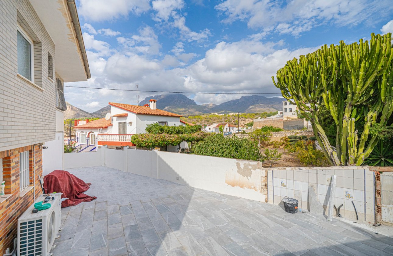 Resale - Villa - La Nucía - Panorama