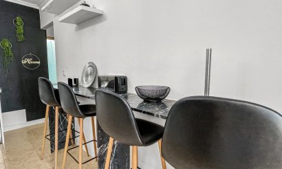 Resale - Bungalow - Torrevieja - La Siesta - El Salado -  Torreta