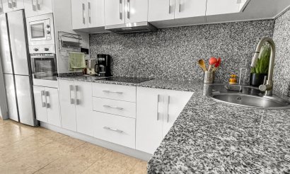 Resale - Bungalow - Torrevieja - La Siesta - El Salado -  Torreta