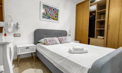 Resale - Bungalow - Torrevieja - La Siesta - El Salado -  Torreta
