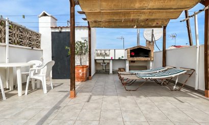 Resale - Bungalow - Torrevieja - La Siesta - El Salado -  Torreta