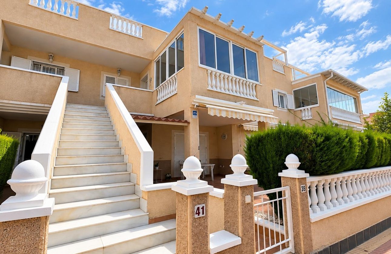 Resale - Apartment / flat - Orihuela Costa - Punta Prima