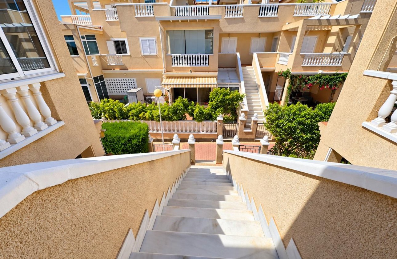 Resale - Apartment / flat - Orihuela Costa - Punta Prima