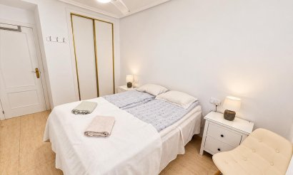 Resale - Apartment / flat - Orihuela Costa - Punta Prima