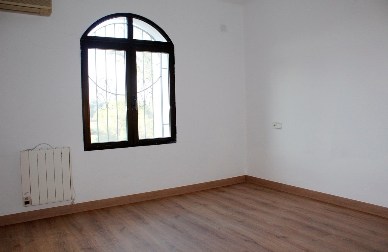 Resale - Villa - Orihuela Costa