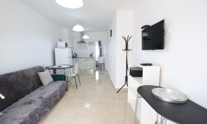 Resale - Bungalow - Orihuela Costa - Campoamor