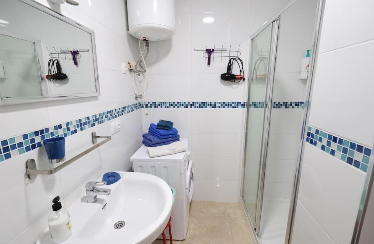 Resale - Bungalow - Orihuela Costa - Campoamor