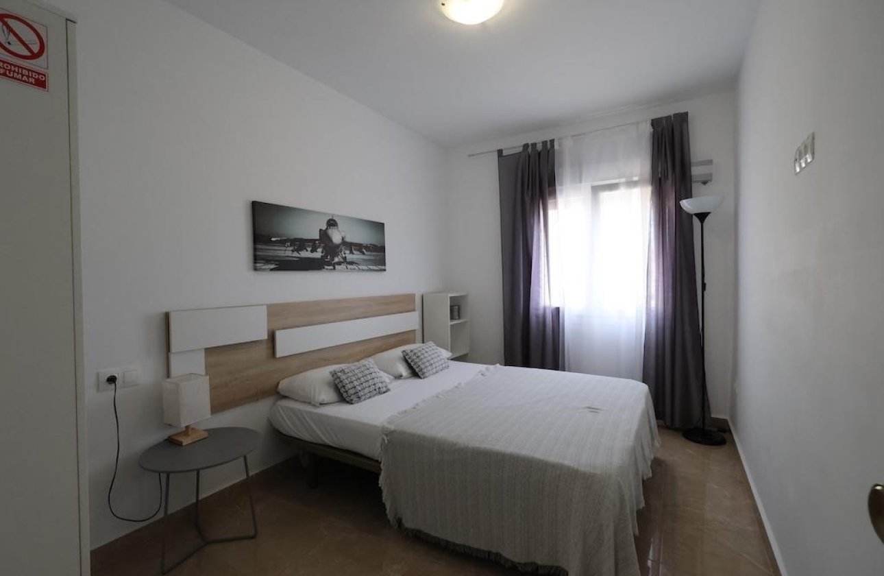 Resale - Bungalow - Orihuela Costa - Campoamor