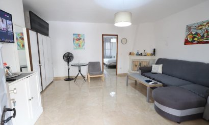 Resale - Bungalow - Orihuela Costa - Campoamor