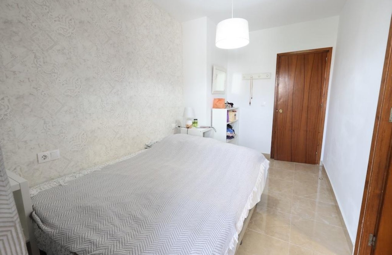 Resale - Bungalow - Orihuela Costa - Campoamor