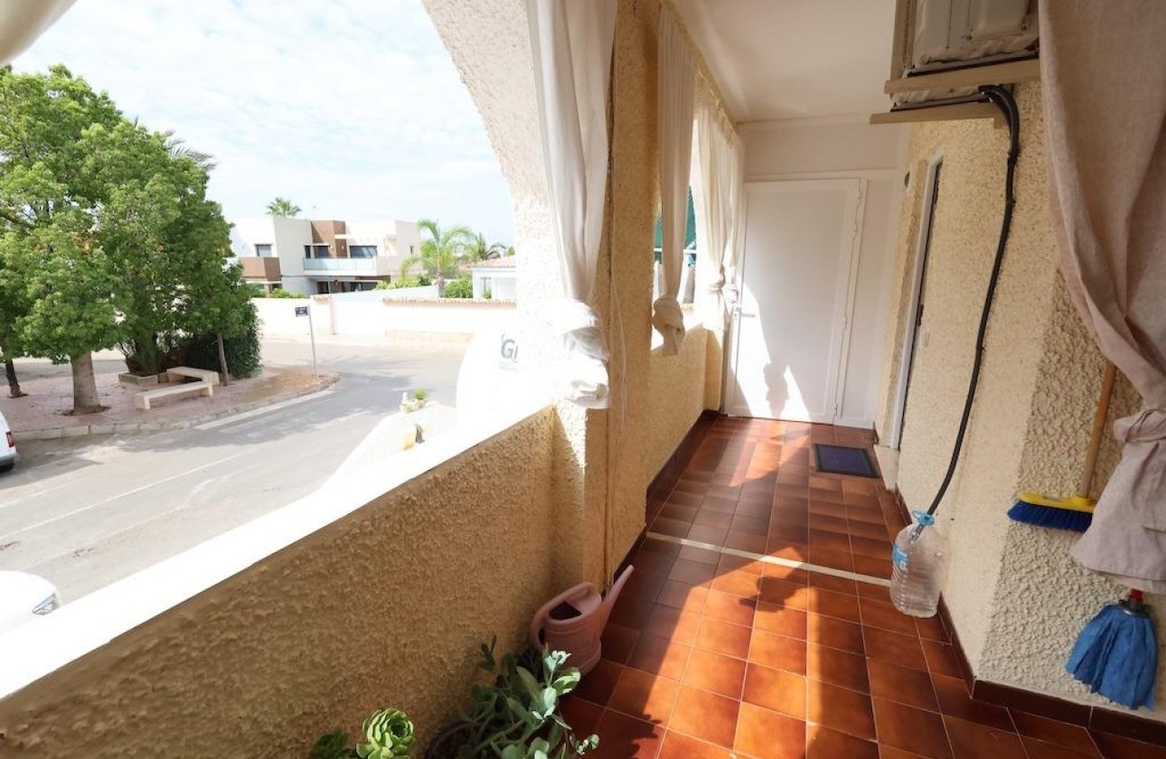 Resale - Bungalow - Orihuela Costa - Campoamor
