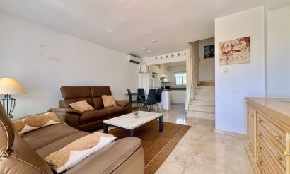 Resale - Villa - Orihuela - Villamartin
