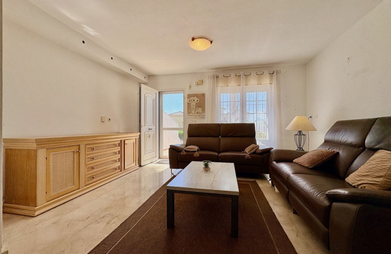 Resale - Villa - Orihuela - Villamartin