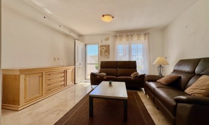 Resale - Villa - Orihuela - Villamartin