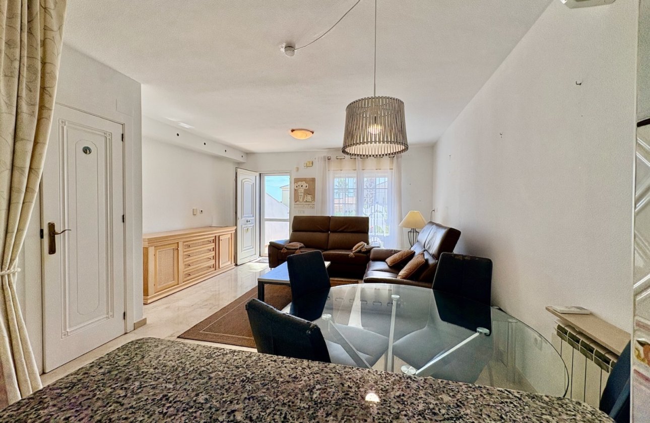 Resale - Villa - Orihuela - Villamartin