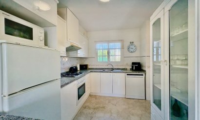 Resale - Villa - Orihuela - Villamartin