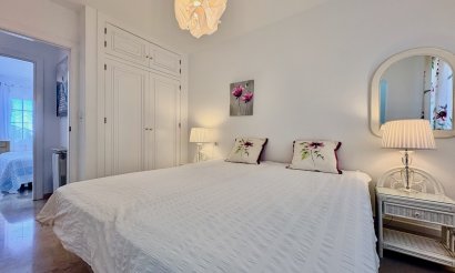 Resale - Villa - Orihuela - Villamartin