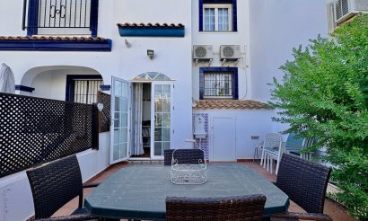 Resale - Villa - Orihuela - Villamartin