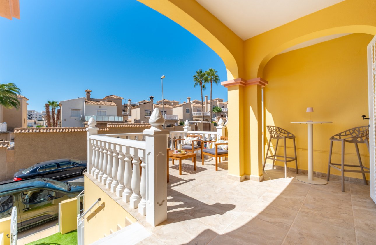 Resale - Townhouse - Orihuela Costa - Villamartin