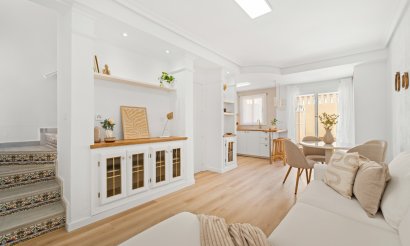 Resale - Townhouse - Orihuela Costa - Villamartin