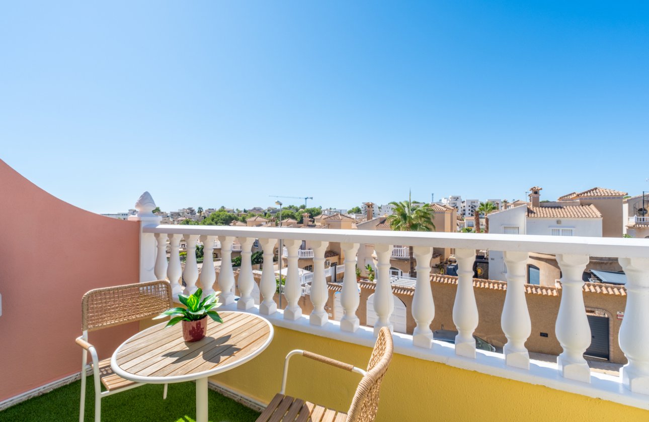 Resale - Townhouse - Orihuela Costa - Villamartin
