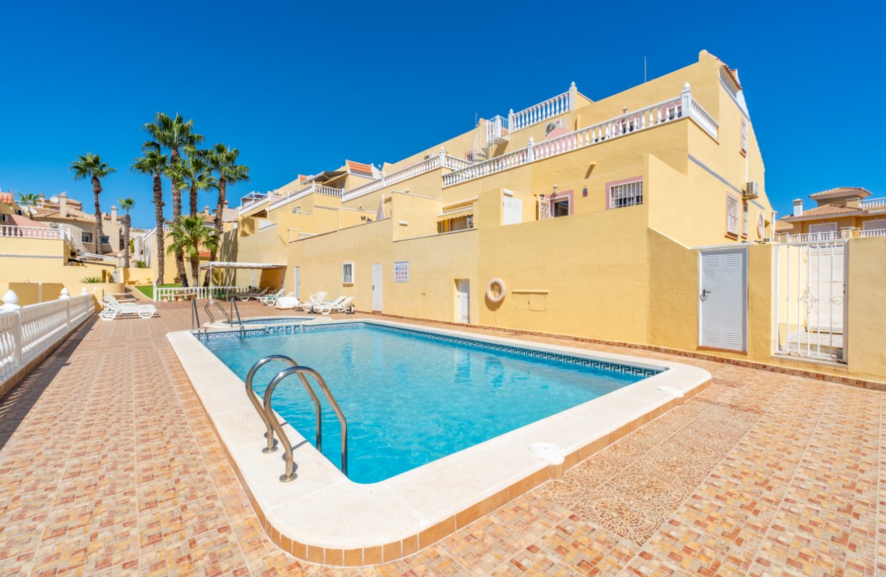 Resale - Townhouse - Orihuela Costa - Villamartin