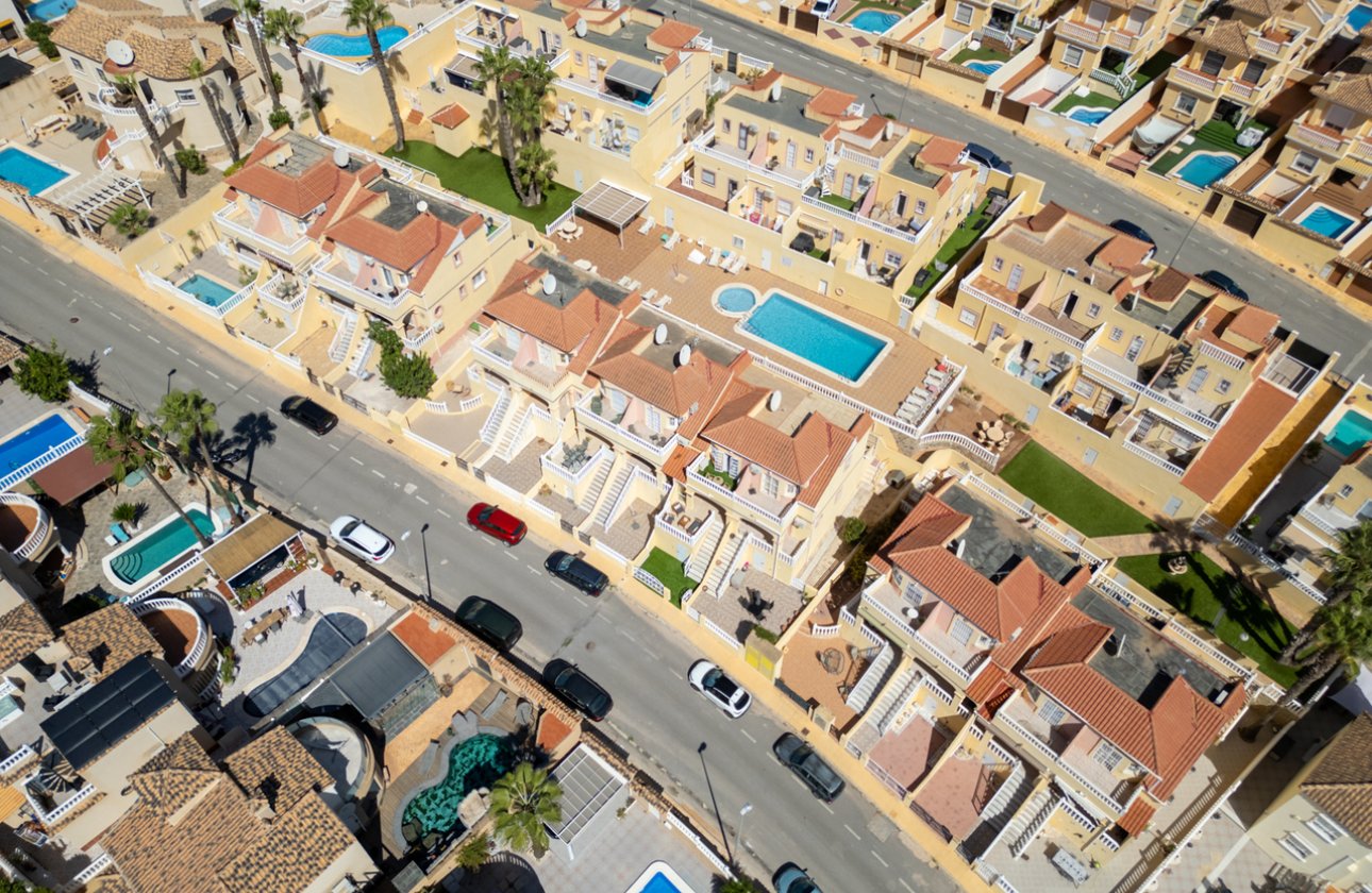 Resale - Townhouse - Orihuela Costa - Villamartin