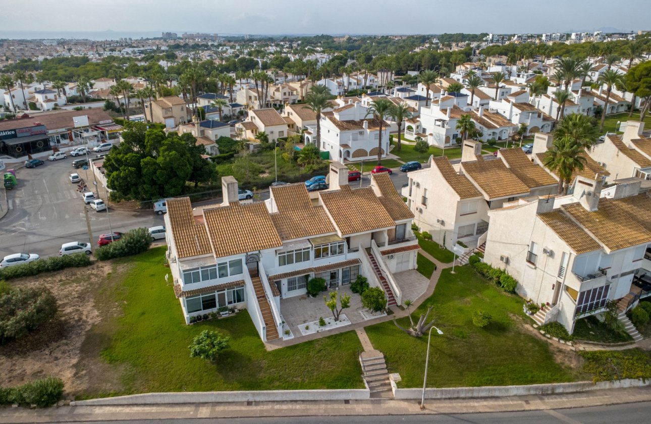 Resale - Townhouse - Orihuela Costa - Villamartin
