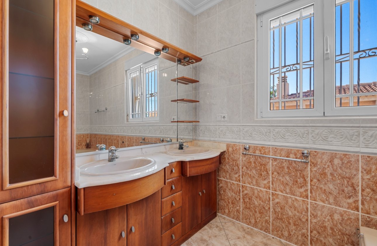 Resale - Villa - Ciudad Quesada - Ciudad Quesada - Rojales