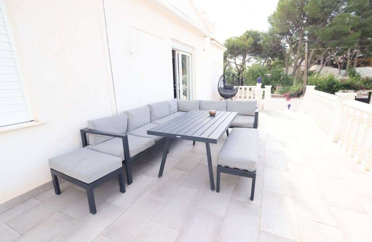 Resale - Villa - Torrevieja - Los Balcones - Los Altos del Edén