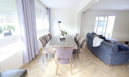 Resale - Villa - Torrevieja - Los Balcones - Los Altos del Edén