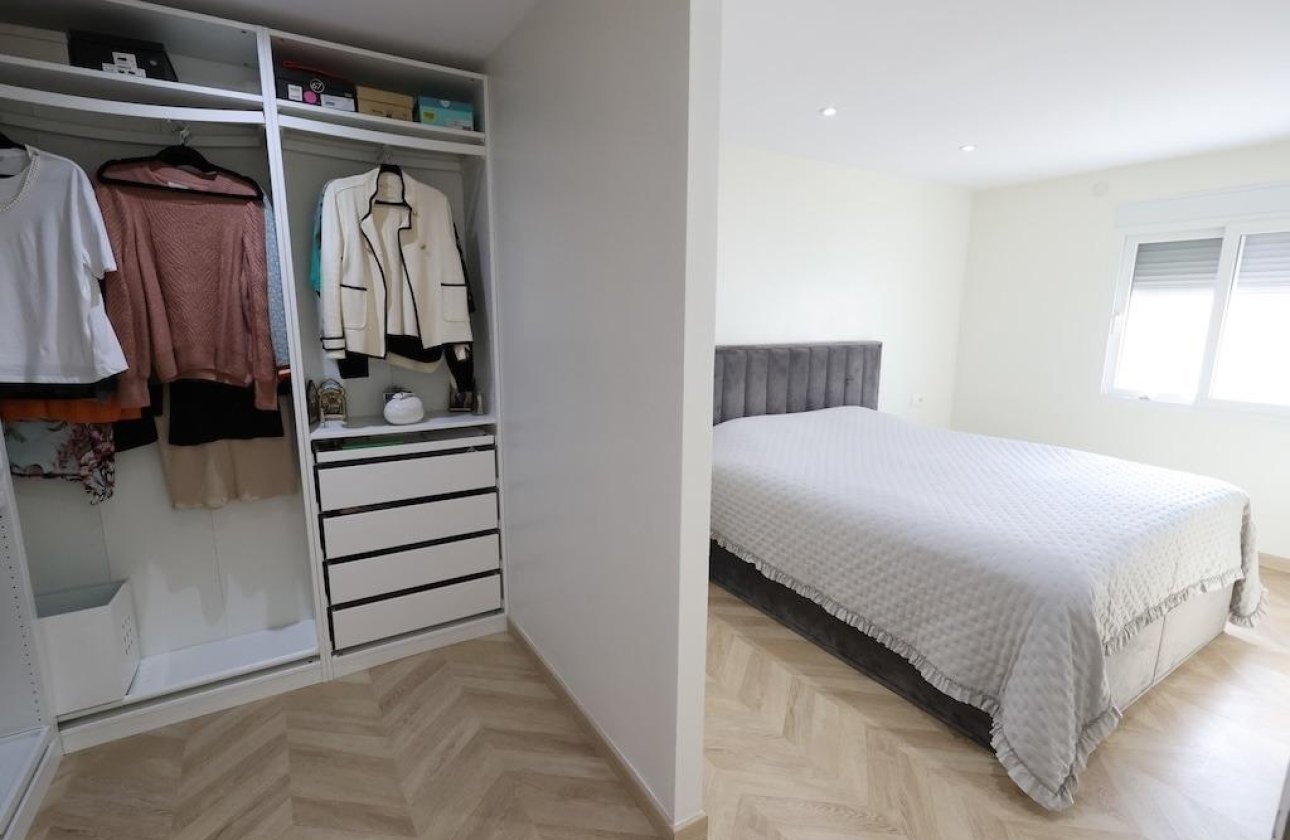 Resale - Villa - Torrevieja - Los Balcones - Los Altos del Edén