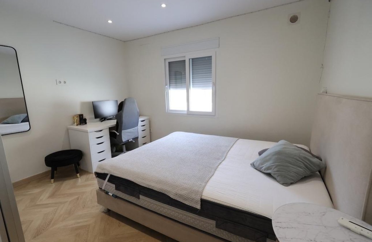 Resale - Villa - Torrevieja - Los Balcones - Los Altos del Edén
