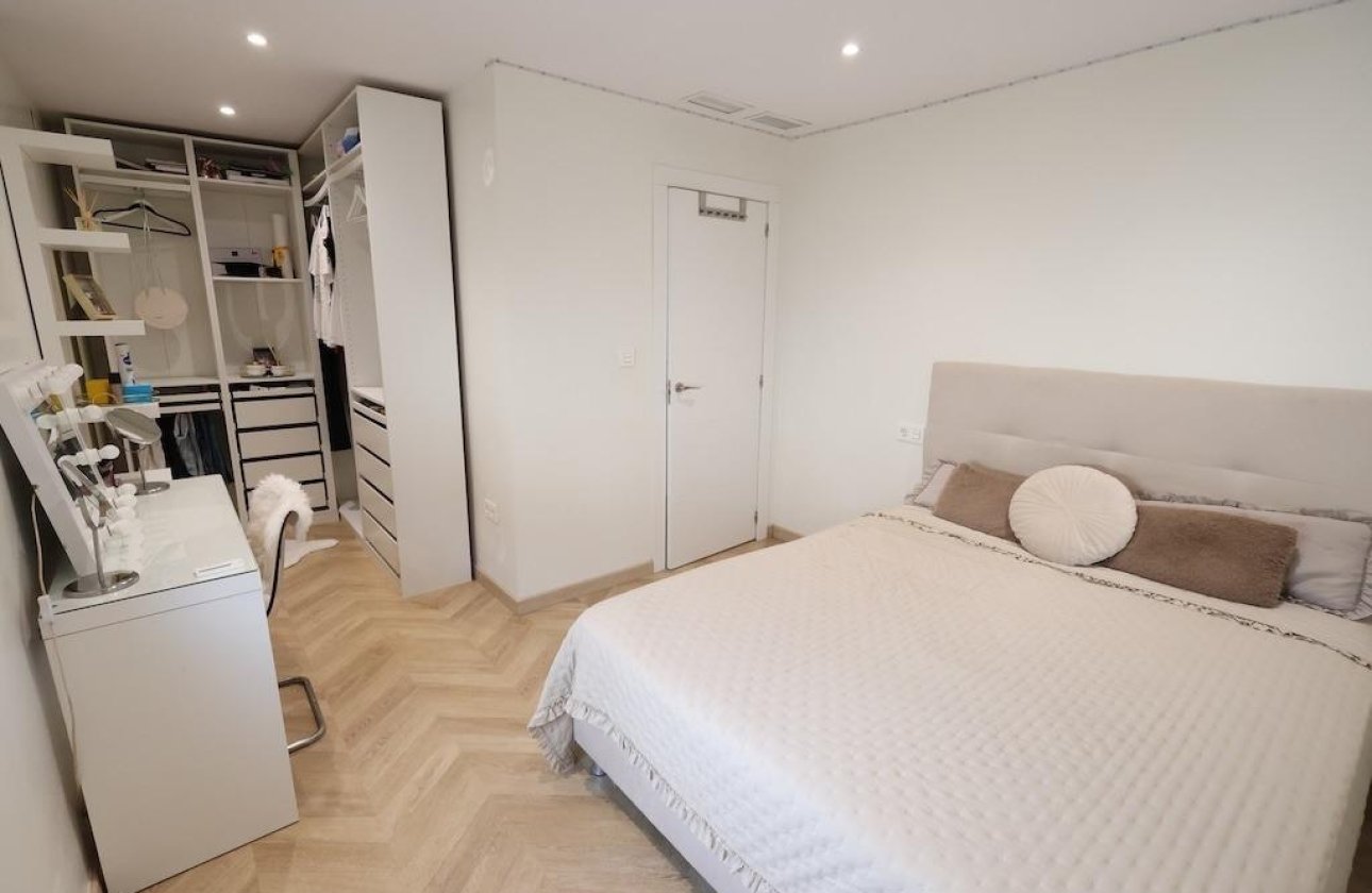 Resale - Villa - Torrevieja - Los Balcones - Los Altos del Edén