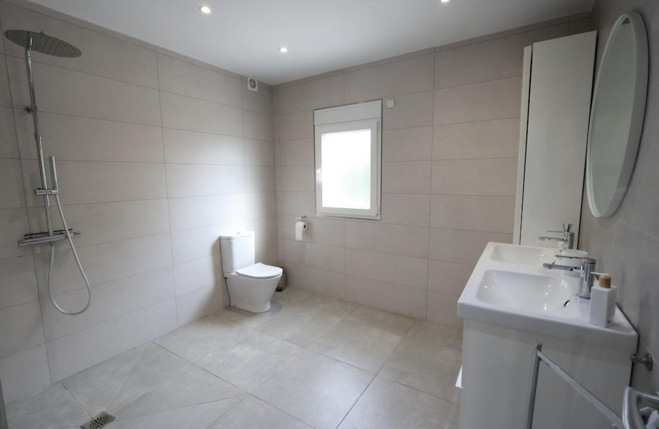 Resale - Villa - Torrevieja - Los Balcones - Los Altos del Edén