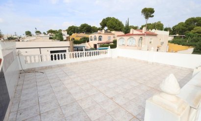 Resale - Villa - Torrevieja - Los Balcones - Los Altos del Edén