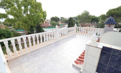 Resale - Villa - Torrevieja - Los Balcones - Los Altos del Edén