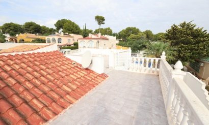 Resale - Villa - Torrevieja - Los Balcones - Los Altos del Edén