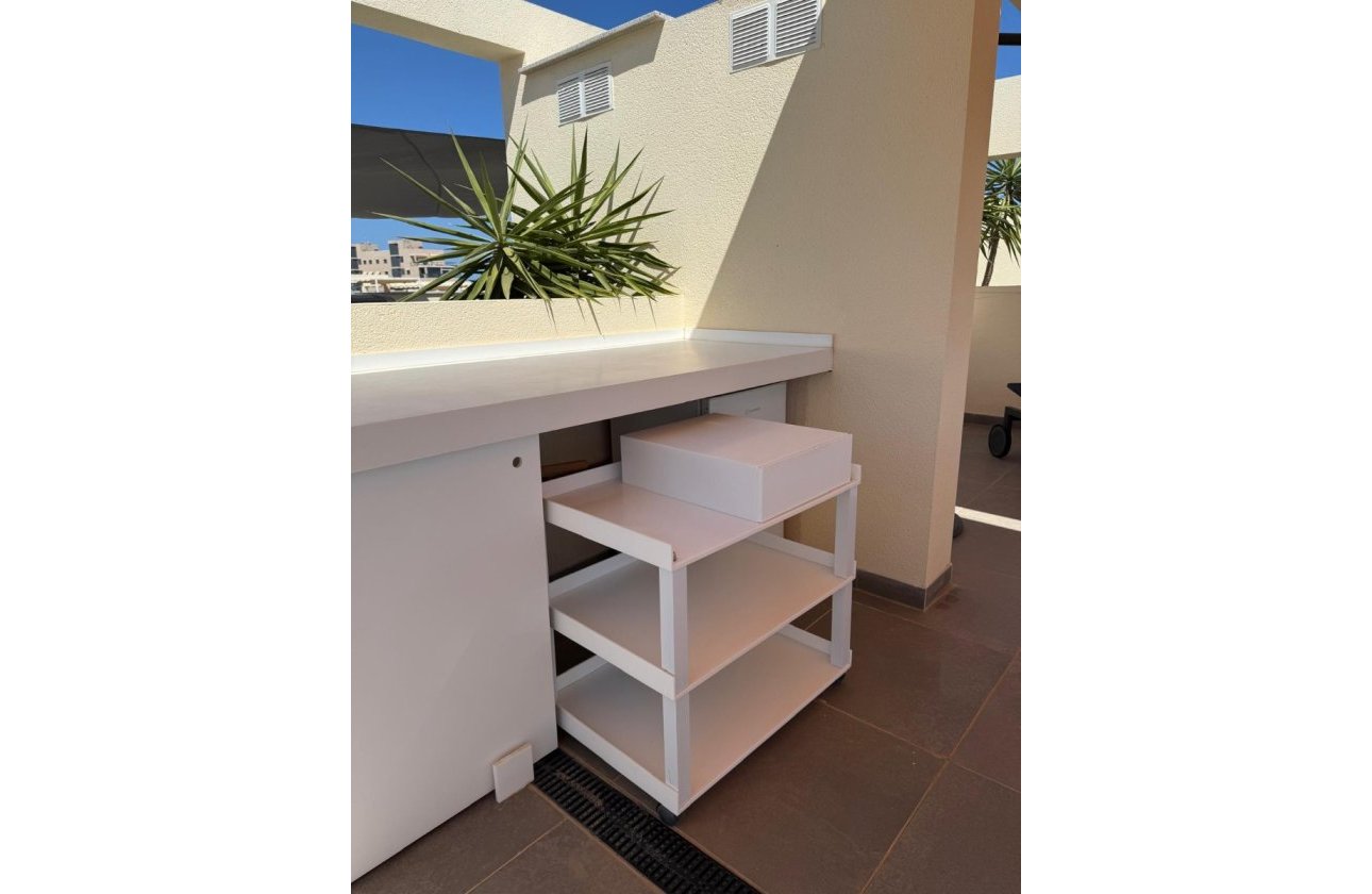 Resale - Bungalow - Pilar de la Horadada - Mil Palmeras