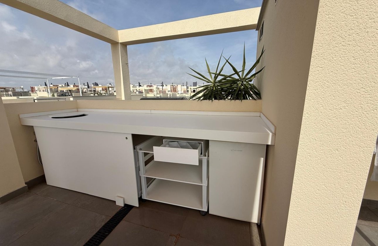 Resale - Bungalow - Pilar de la Horadada - Mil Palmeras
