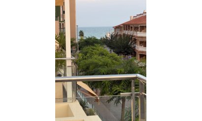 Resale - Bungalow - Pilar de la Horadada - Mil Palmeras